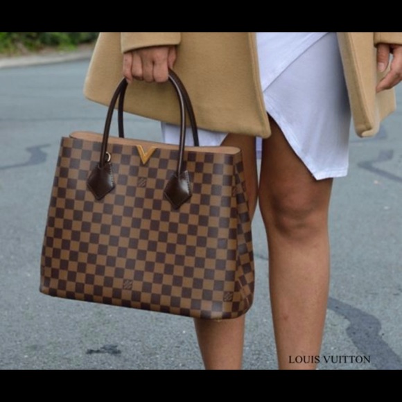 Kensington tote . Great condition.SOLD - Picture 1 of 5